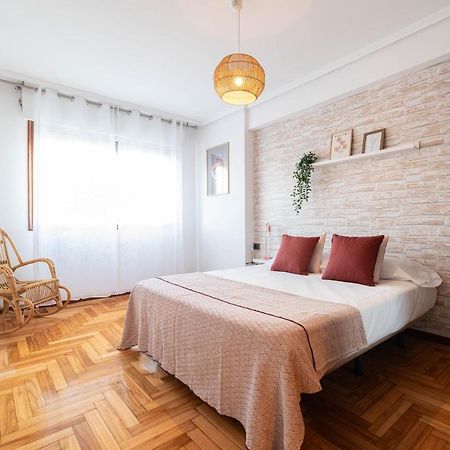 Amplia Vivienda Con Garaje Διαμέρισμα Βίγκο Εξωτερικό φωτογραφία