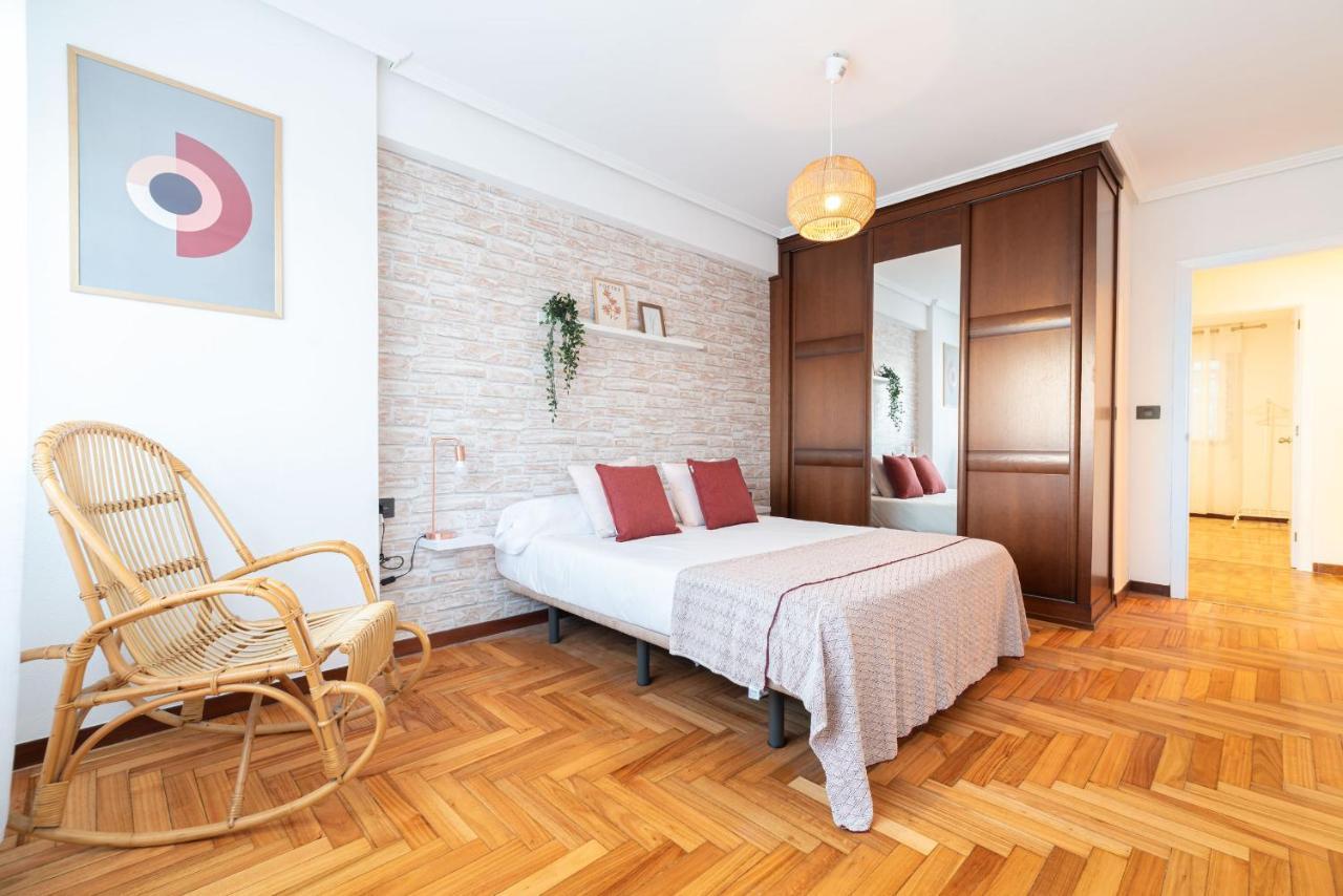 Amplia Vivienda Con Garaje Διαμέρισμα Βίγκο Εξωτερικό φωτογραφία