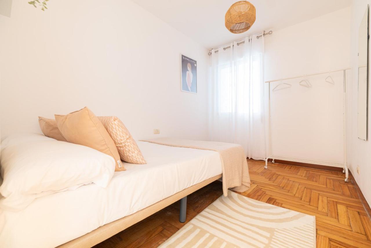 Amplia Vivienda Con Garaje Διαμέρισμα Βίγκο Εξωτερικό φωτογραφία
