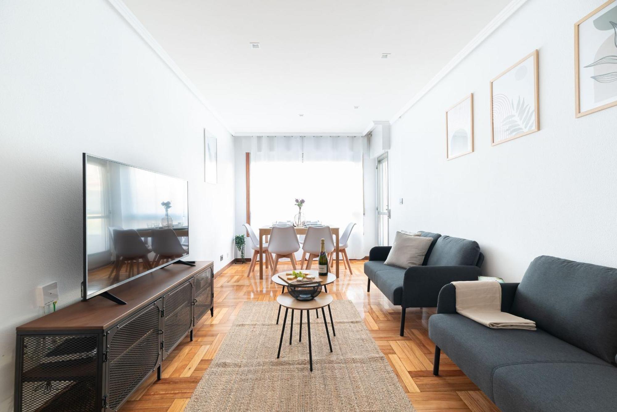 Amplia Vivienda Con Garaje Διαμέρισμα Βίγκο Εξωτερικό φωτογραφία